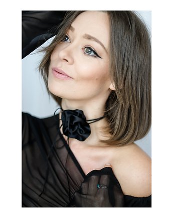 Czarny jedwabny choker róża, Celina Parysów