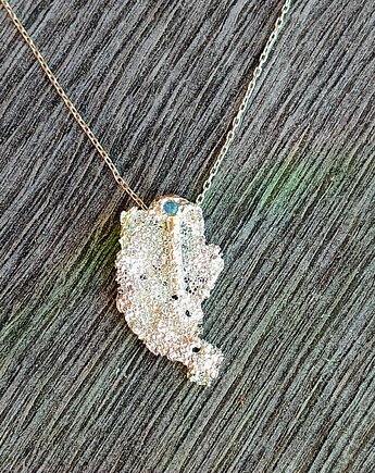 Srebrny wisior organiczny z szafirem, Agata Blaszkowska Jewelry