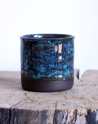 Kubek morski, studnia ceramiczna