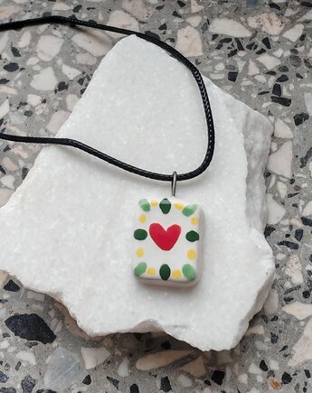 Naszyjnik z ceramiczną zawieszką z serduszkiem, MOM S HANDMADE