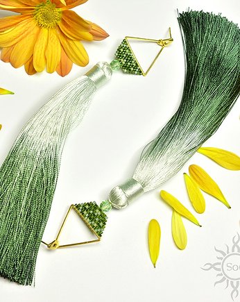Vasaros - zielone, kolczyki z chwostami, beading, Sol