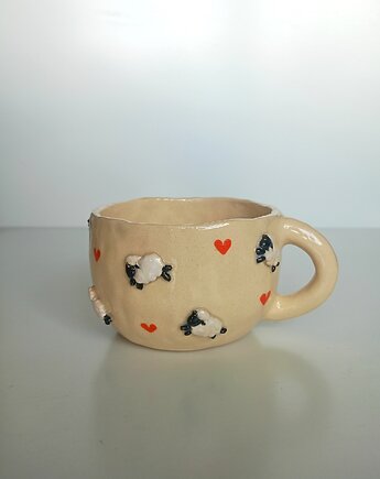 Ceramiczny ręcznie robiony kubek w owieczki, Ceramic Reve