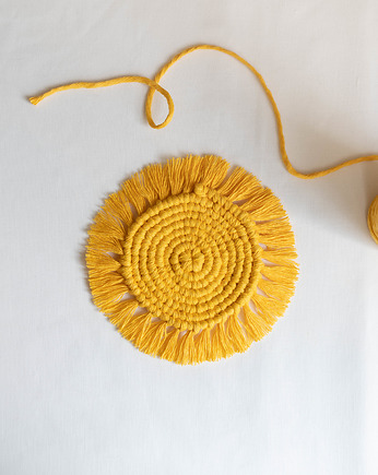 Podkładka makramowa MUSZTARDA, wu handmade