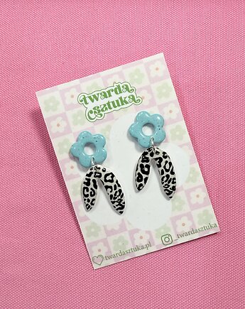 Urocze kolczyki kwiaty, Twarda Sztuka