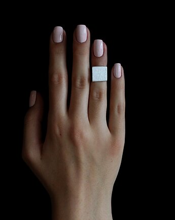 Petite II pierścień, ARTON