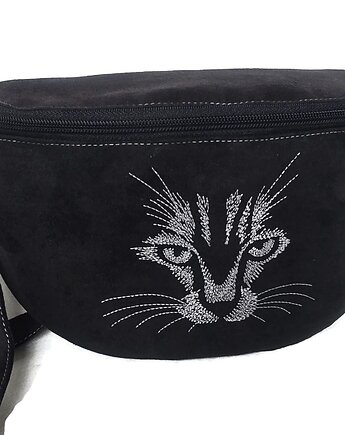 Nerka czarna z kotem haft, Made by Joan