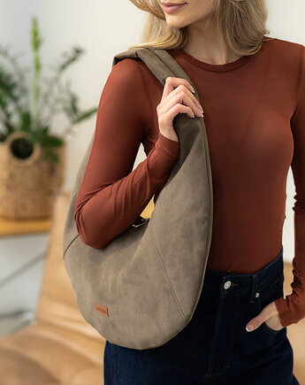 Torba HOBO OVAL w kolorze taupe z nubuku tapicerskiego, Karolina Audycka