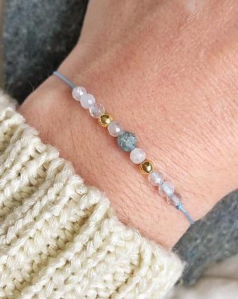 Bransoletka na sznurku z kamieniem księżycowym i apatytem, Gleeme Jewellery