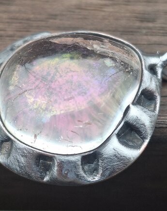 Aura - wisiorek, po drugiej stronie lustra