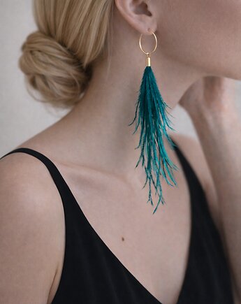 Kolczyki z piór szmaragd, Ajdacho