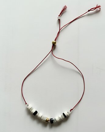 Bransoletka z naturalnymi kamieniami Magnezyt Obydian Kamień Księżycowy, mniej więcej