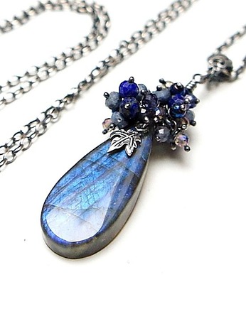 Mroczne sekrety vol. 8 - naszyjnik, Katia i krokodyl