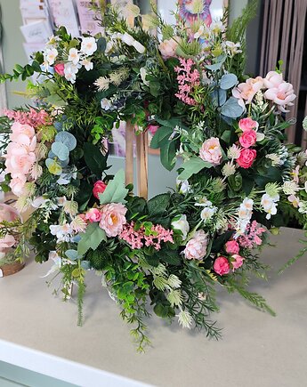 Wianek wiosenny do domu na ścianę na drzwi prezent, miaukramy