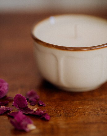 Relaksacyjna świeca sojowa Vetiver Glow140 ML, Vintage Candle