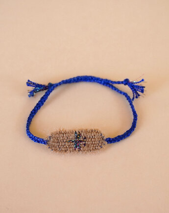 Bransoletka wiązana z nici z ręcznym haftem - ważka, Słońcem Tkane