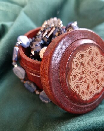 Celtyckie drewniane pudełeczko na pierścionki, Fairytalewood