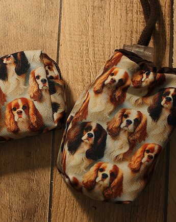 Zestaw saszetka na smaczki i woreczki  # Cavalier king charles spaniel, Furmanki Szyją