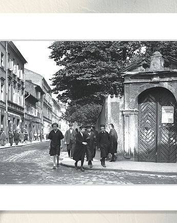 Fotografia z passe-partout; Ulica Bożego Ciała, Galeria LueLue