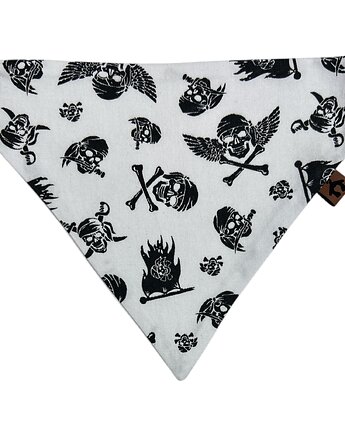 Bandana dla psa rozmiar S piracki wzór, Psia szafa