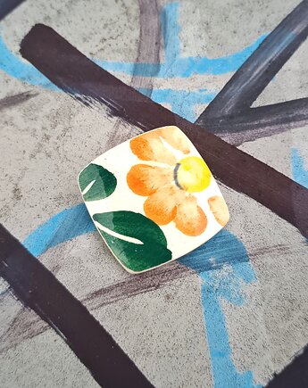 Broszka Włocławek, biżuteria z talerzy