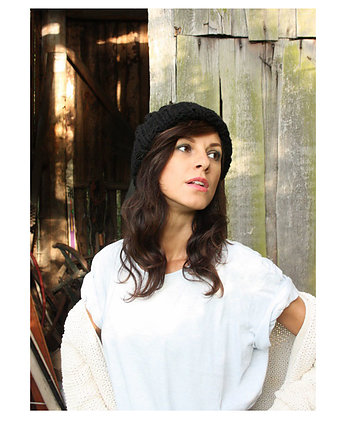 Czarna czapka beanie z wełną, Mademoiselle Patrini