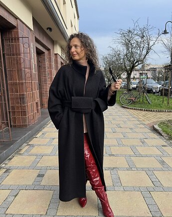 Płaszcz wełniany, Ewa Zbaraszewska