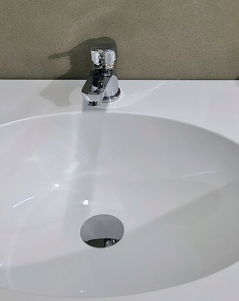 Umywalka zintegrowana z blatem, Manufakturaform