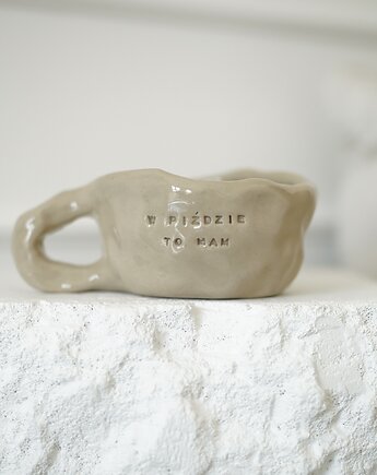 Kubek z brzydkim napisem W PIŹDZIE TO MAM 280 ml, rel ceramic