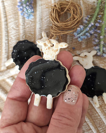 Zestaw 3 ceramicznych owieczek wielkanocnych, 10FingersArt