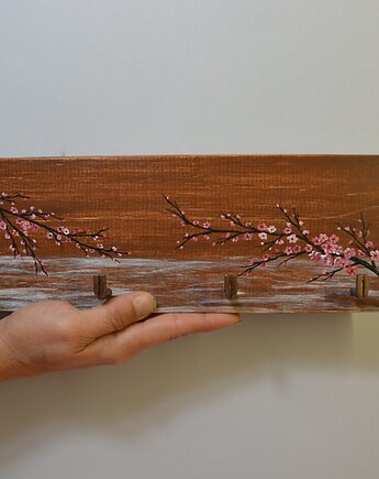 Ręcznie wykonany drewniany wieszak z motywem kwitnącej wiśni, Creative Craft Family R