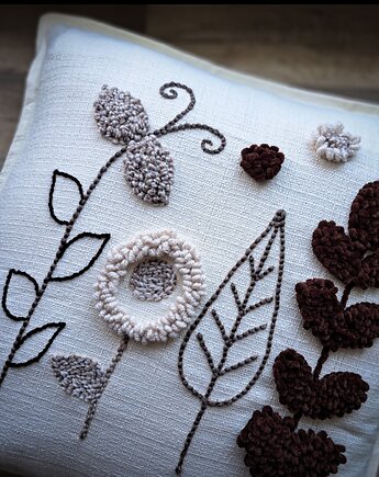 Poduszka dekoracyjna  kwiaty boho, PUCHAKI