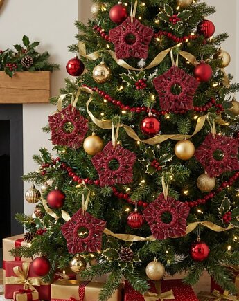 Zawieszki śnieżynki ręcznie plecione, ozdoba świąteczna, design and play