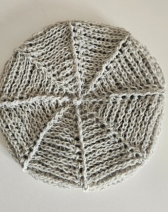 Wełniany beret, Las i Łąka