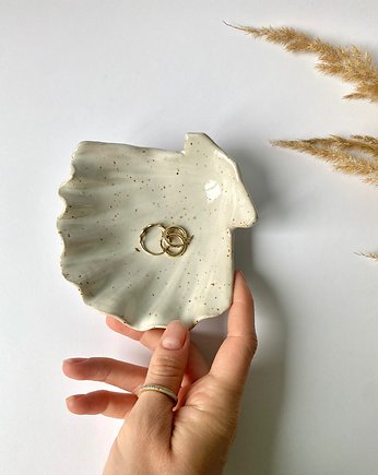 Muszelka Piegusek, Maison Fragile