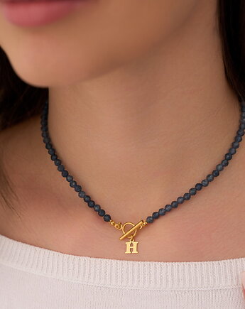 Choker  z szafirów ozdobiony literką- srebro 925 pozłacane, Coccola JEWELLERY