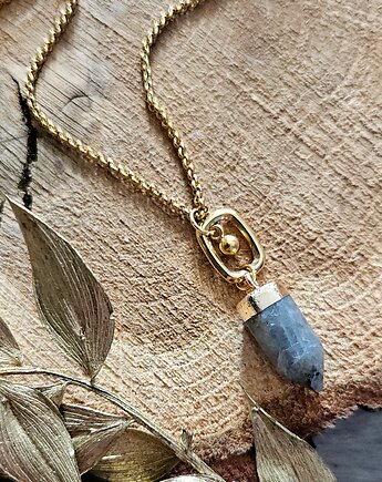 Naszyjnik z labradorytem i zawieszką, REVEAL