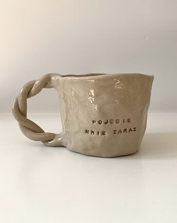 Kubek z brzydkim napisem POJEBIE MNIE ZARAZ 350 ml, rel ceramic