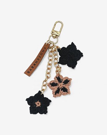 Brelok Trzy Kwiatki - Beż i Czerń, Frozen Keys