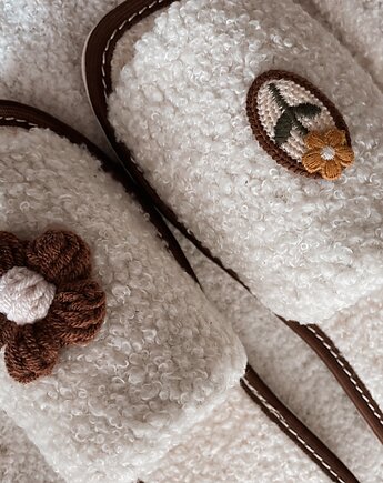 Kapcie kwiaty Dzień Babci, Apollie&co