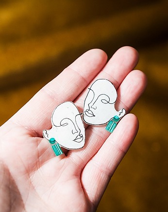 Sztyfty  faces, Pintura