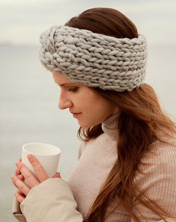 Jasnoszara opaska twist z grubej wełny peruwiańskiej, Holy Alpaca Knit