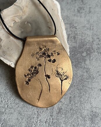 Wisior z brązu, Metalova Magia