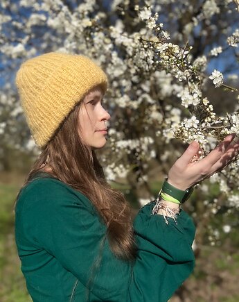 Wiosenna czapka Dimma z alpaki i jedwabiu jasno żółta, Made by Jaga