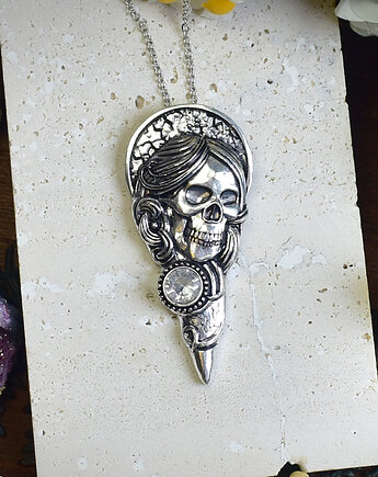 Miedziany posrebrzany ciężki wisior Dead Madonna z białym topazem, Spirit Of Copper
