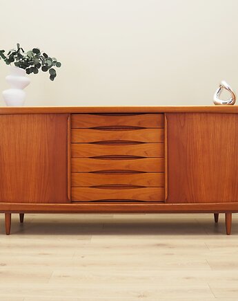 Sideboard tekowy, duński design, lata 70, producent: Dyrlund, Przetwory design