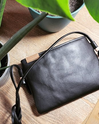 Nodo Bag S czarna mała kopertówka z paskiem, hairoo