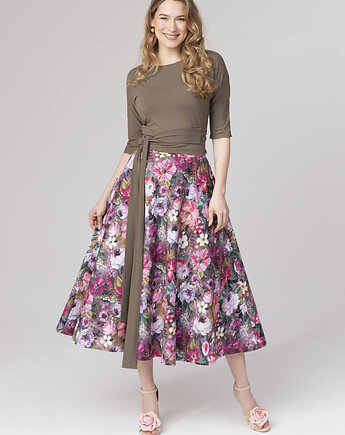 Spódnica rozkloszowana w malowane kwiaty, Justyna Oltarzewska