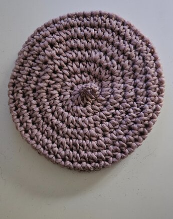 Wełniany beret z antenką