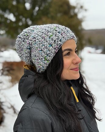 Kolorowa duża czapka beanie z wełną i alpaką, Zasznurowane