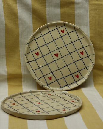 OUTLET Duży talerz w kratkę i serca. Ceramika ręcznie robiona, Lvvia ceramics